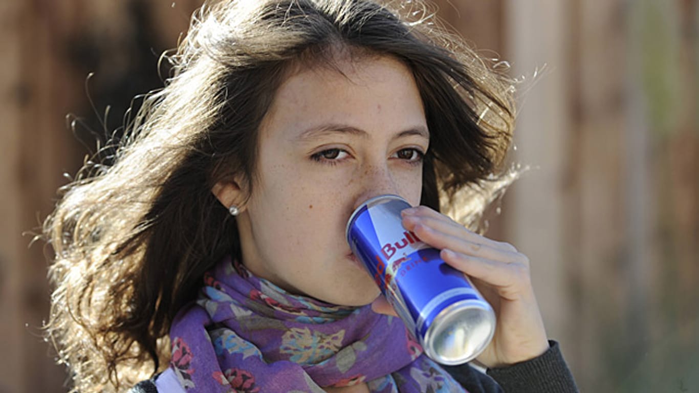 Schon Jugendliche setzen auf den Aufputsch-Kick durch Energy-Drinks
