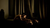 Der Däne Mads Nissen fotografierte für seine siegreiche Aufnahme "Jon und Alex" die beiden schwulen Männer in einem Zimmer in St. Petersburg.