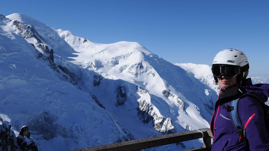 Vor der Abfahrt nochmal kurz innehalten: Von hier aus hat man einen wunderbaren Blick auf das Dach Europas, den Mont Blanc.
