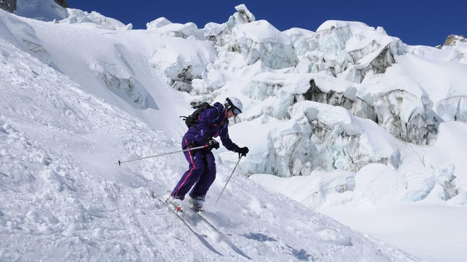 An schönen Tagen im Frühjahr sollen es bis zu 2000 Wintersportler sein, die das Vallée Blanche unter die Bretter nehmen.