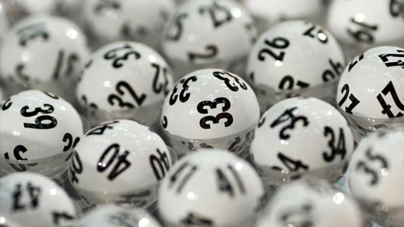 Kurioser Lotto-Gewinn: Den aktuellen Jackpot müssen sich ungewöhnlich viele Tipper teilen.