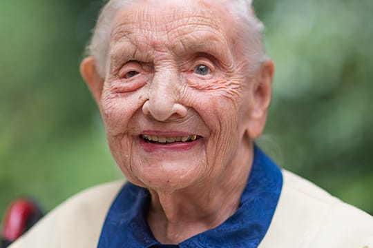 111 Jahre alt: Charlotte Klamroth aus dem rheinland-pfälzischen Ludwigshafen.