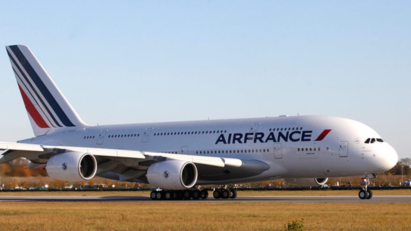 Wegen zu langer Arbeitszeit: Piloten brechen Flug mit A380 ab.