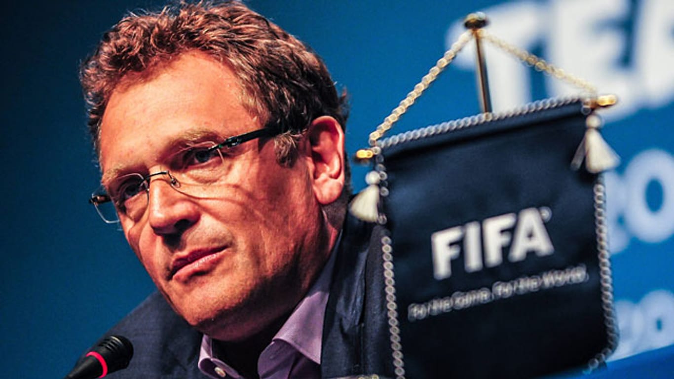 Kein Geld für Vereine: Jerome Valcke unterstreicht die Haltung des Fußball-Weltverbandes.