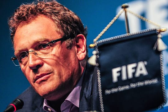 Kein Geld für Vereine: Jerome Valcke unterstreicht die Haltung des Fußball-Weltverbandes.