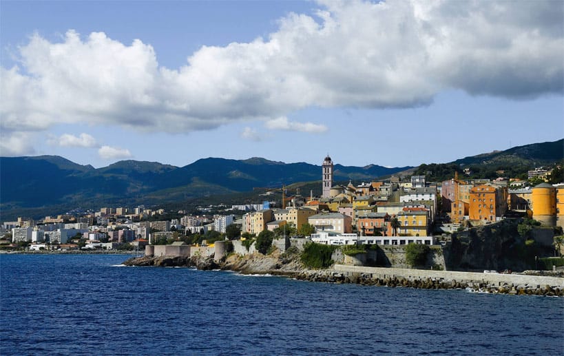 Der Hafen von Bastia auf Korsika.