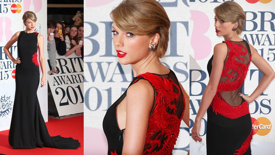 US-Sängerin Taylor Swift zeigte den britischen Kolleginnen, wie stilvolle Eleganz geht. Sie kam im hochgeschlossenen, simplen schwarzen Kleid, das aber am Rücken mit einer großen knallroten Drachen-Stickerei für Aufsehen sorgte.