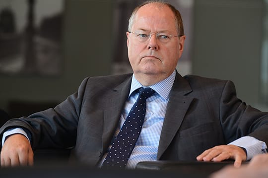Peer Steinbrück - Ex-Ministerpräsident, Ex-Finanzminister, Ex-Kanzlerkandidat - neuer Ukraine-Berater.