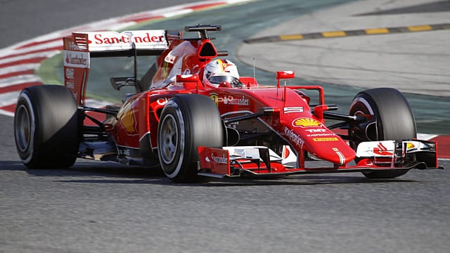 Ferrari-Pilot Sebastian Vettel bei den Testfahrten in Barcelona. Ferrari-Pilot Sebastian Vettel bei den Testfahrten in Barcelona.