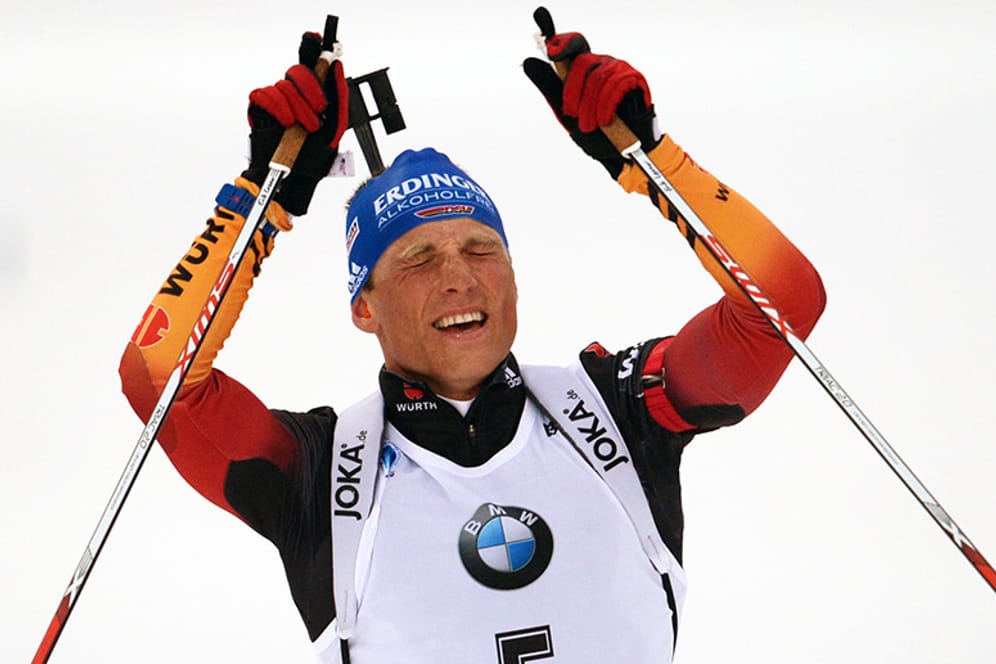 Erik Lesser krönt sich in Kontiolahti zum Weltmeister in der Verfolgung.
