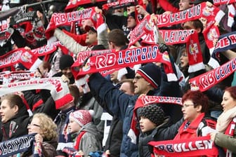 Leipzig-Anhänger im Stadion - ein anonymer Brief sorgt derzeit im Verein und unter den Fans für Aufregung.