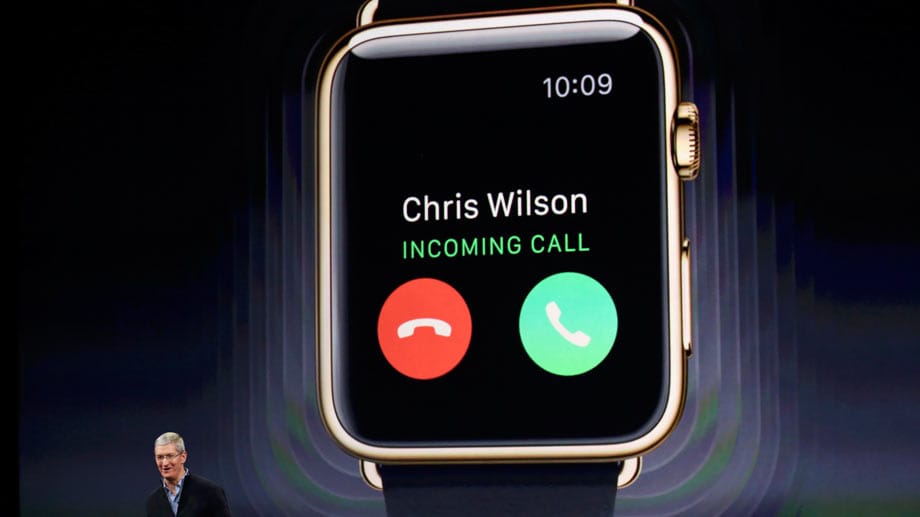 Die Smartwatch kann alle Benachrichtigungen anzeigen, die ein Nutzer auf dem iPhone empfangen kann. Auch Anrufe lassen sich über die Uhr annehmen.