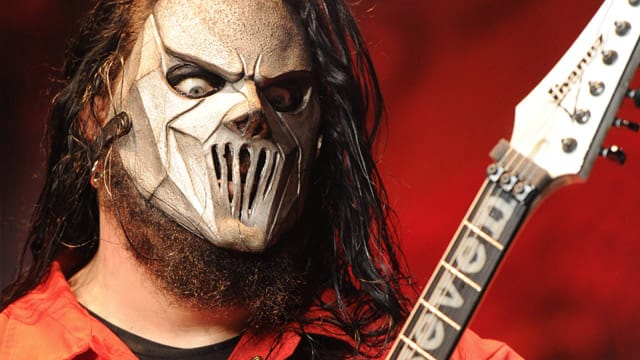 "Slipknot"-Gitarrist Mick Thomson geriet in eine Messerstecherei mit seinem Bruder.