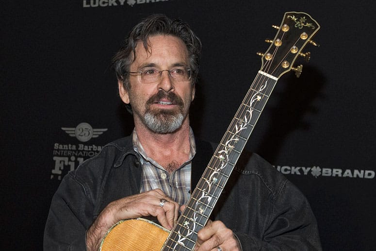 Robert Carradine überlebte einen schrecklichen Autounfall.