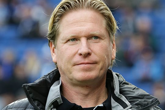Markus Gisdol trainiert Hoffenheim seit April 2013. Er rettete das Team in der Relegation vor dem Abstieg.