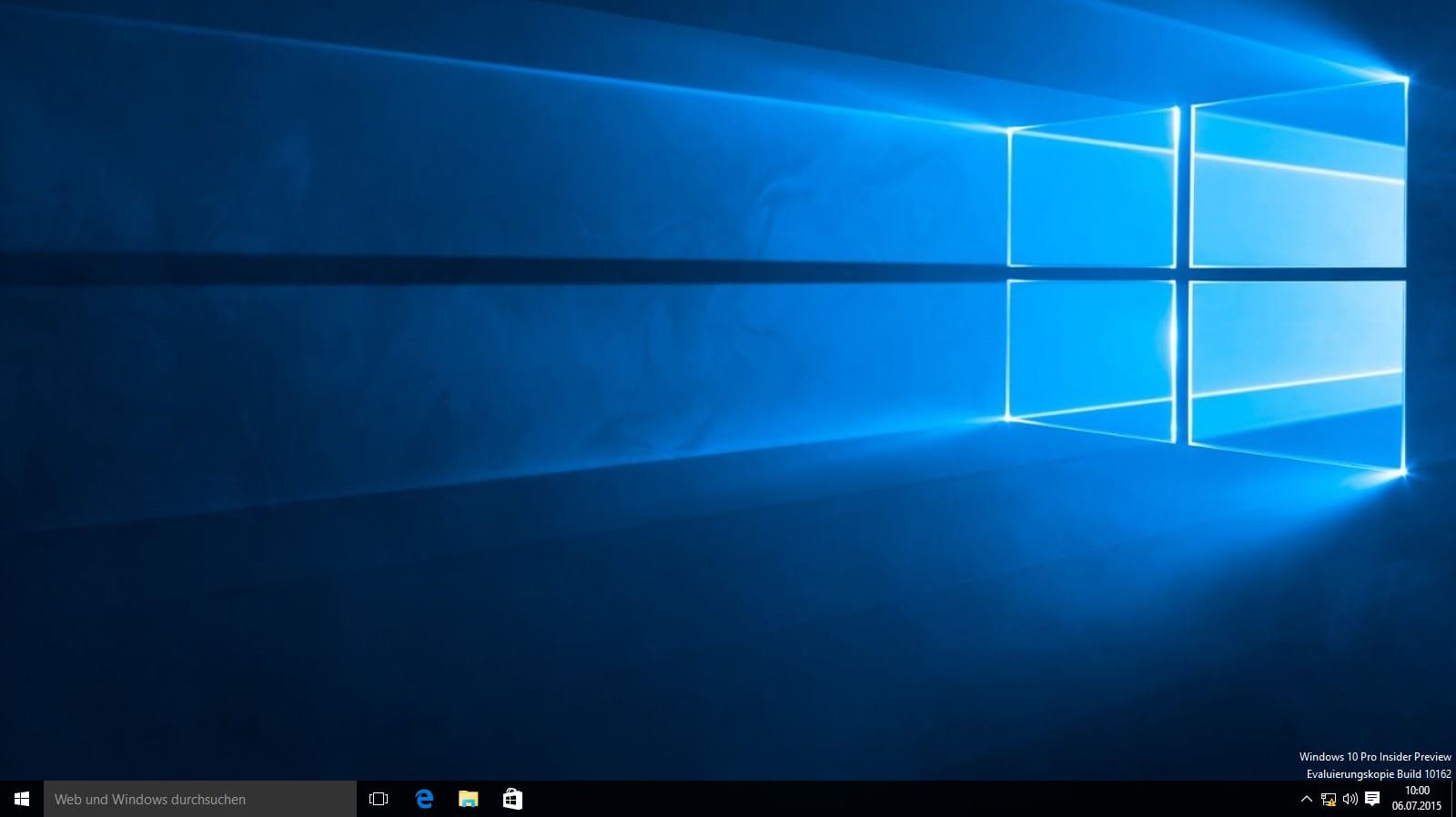 Windows 10 erschien am 29. Juli 2015. So wie hier sieht der Standard-Desktop bei jedem Computer mit installiertem Windows 10 aus.