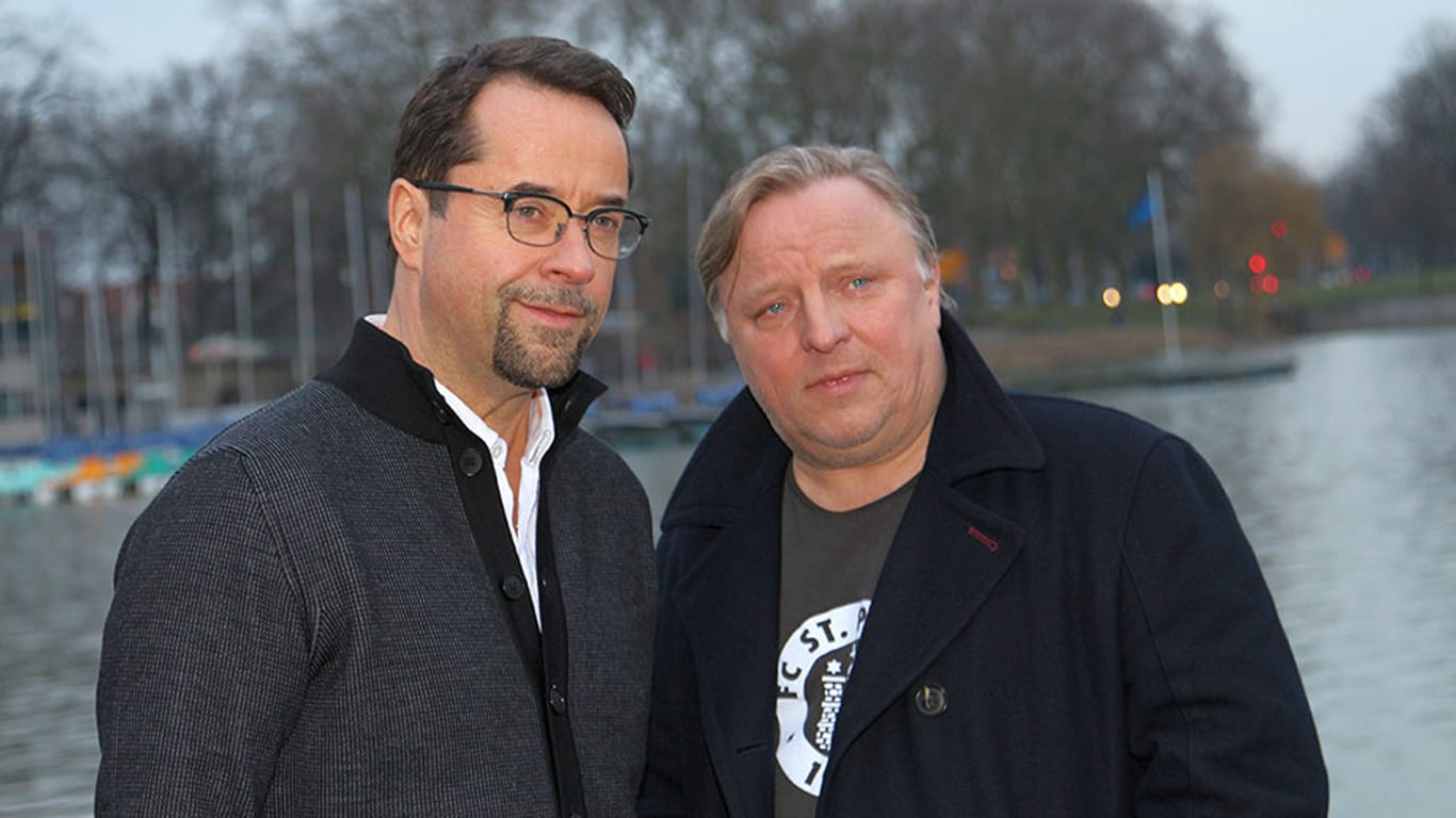 Jan Josef Liefers (links) und Axel Prahl bleiben dem Münsteraner "Tatort" wohl erhalten.