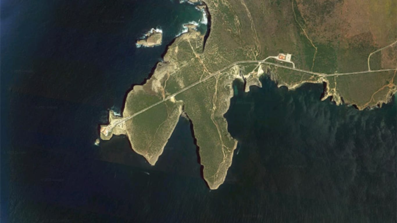 Nach diesem Stück Festland kommt erst mal lange nichts und dann kommt der amerikanische Kontinent: das Cabo de São Vincente.