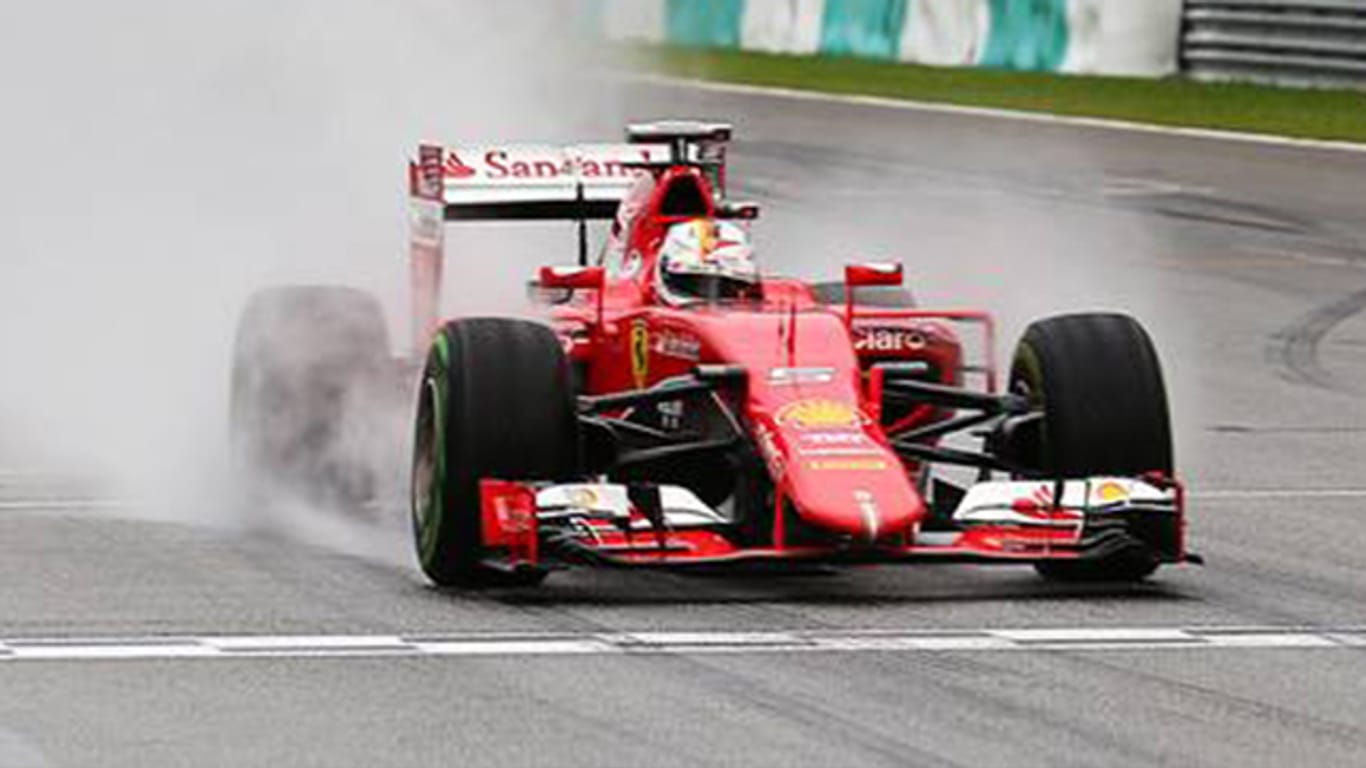 Sebastian Vettel rast im Qualifying auf Platz zwei.