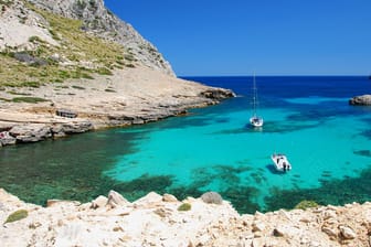 Buchten wie die Cala Moro machen Mallorca liebenswert.