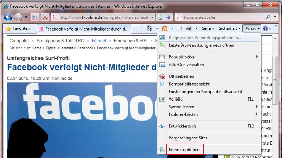 Schritt 1: Klicken Sie im Internet Explorer ganz oben rechts auf "Extras" und anschließend auf "Internetoptionen".