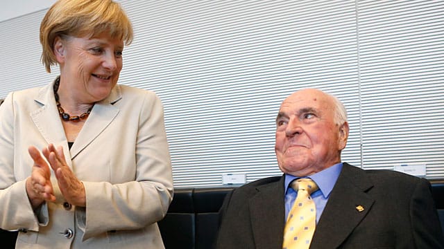 Merkel wird Altkanzler Kohl in ihrem Regierungsstil immer ähnlicher, findet ein Historiker.