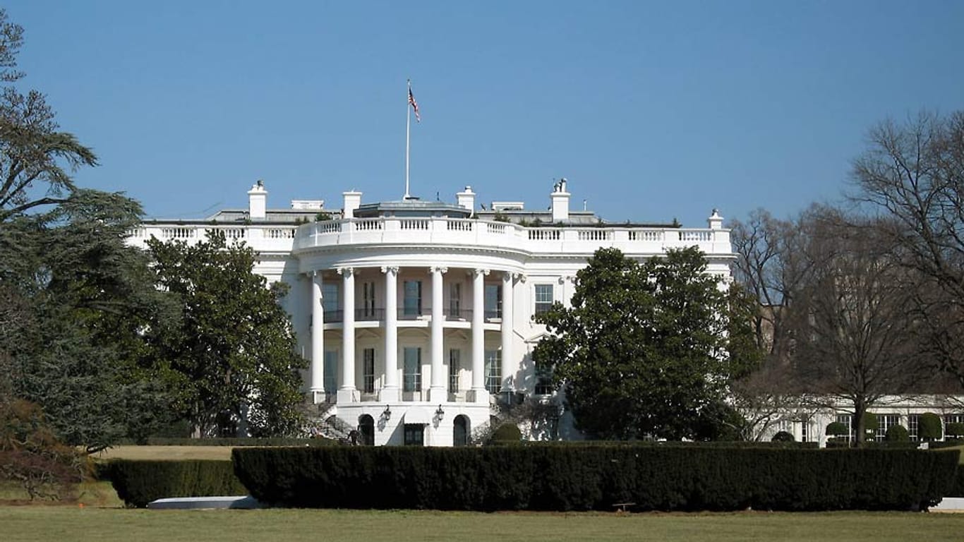 Im Weißen Haus sprangen nach dem Stromausfall sofort Notaggregate an.