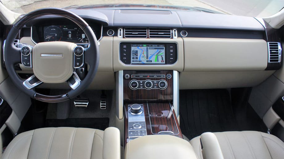 Doch schon im normalen "Range Rover Autobiography" bekommen die Fahrer allen erdenklichen Luxus wie belüftete Einzelsitze.