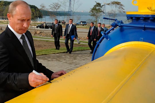 Russlands Präsident Putin will Griechenland mit einer Gas-Pipeline locken - und zu Einnahmen verhelfen. Russlands Präsident Putin will Griechenland mit einer Gas-Pipeline locken - und zu Einnahmen verhelfen.