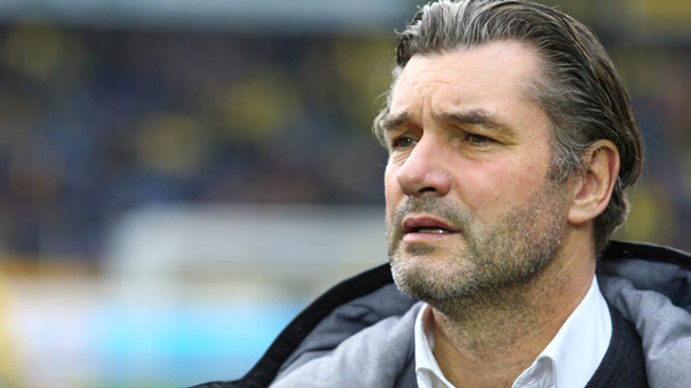 BVB-Sportdirektor Michael Zorc ist sauer über die frühen Gegentreffer, die seine Borussia zuletzt kassierte.