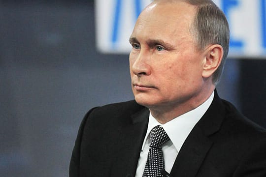 Russlands Präsident Wladimir Putin stellt sich in einer Live-Sendung den Fragen seiner Landsleute.