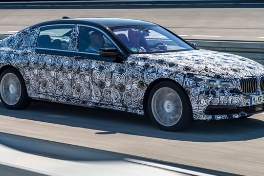 Der neue BMW 7er auf den letzten Erprobungsfahrten.