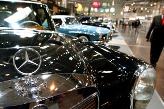 Hersteller wie Mercedes zeigten in Essen ihre Auto-Ikonen.
