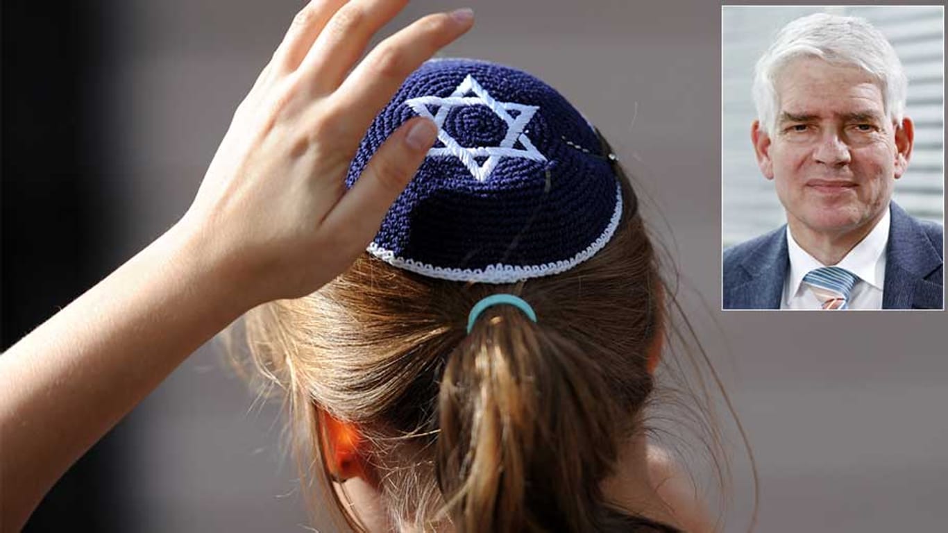 An vielen Orten in Europa werden Juden wieder angegriffen - in Deutschland sind sie relativ sicher, sagt Josef Schuster, der Chef des Zentralrats.