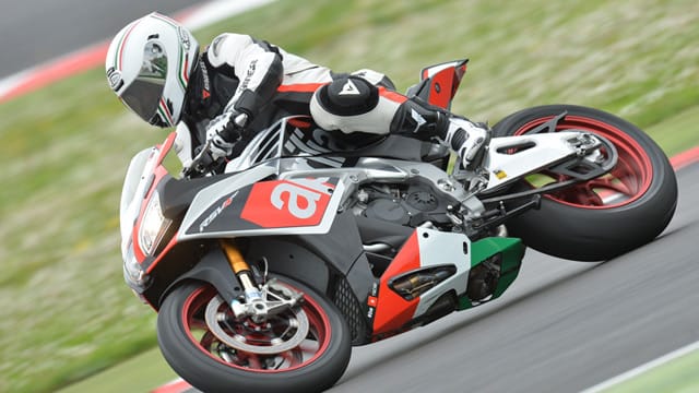 Aprilia RSV4 RF