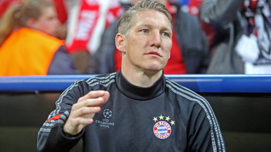 Weltmeister Bastian Schweinsteiger hat mit dem FC Bayern alles gewonnen, was es zu gewinnen gibt! Sieben Mal Deutscher Meister, sieben Mal DFB-Pokalsieger, ein Mal Champions-League-Sieger und ein Mal Weltpokalsieger.