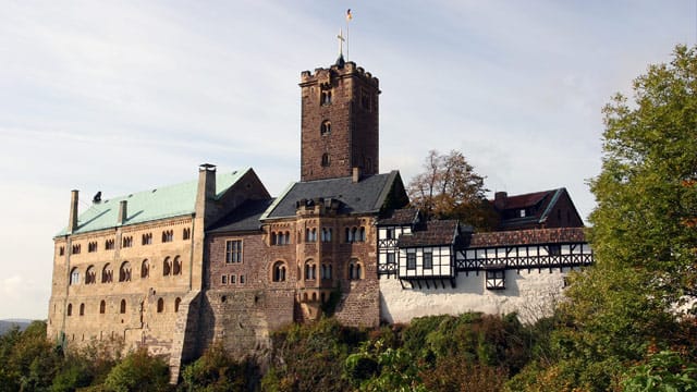 Die Mauern der Wartburg erzählen eine ereignisreiche Geschichte.