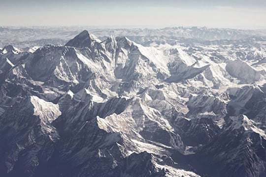 Die Natur lässt den Bewohnern von Nepal wenig Raum zum Leben - und der ist dazu noch extrem erdbebengefährdet.