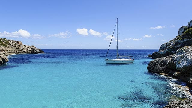 Mallorca steht bei deutschen Urlaubern hoch im Kurs. Dies geht aus einer Auswertung von weg.de hervor, bei der die Buchungen der vergangenen zehn Jahre berücksichtigt wurden.