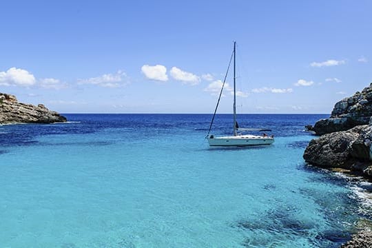 Mallorca steht bei deutschen Urlaubern hoch im Kurs. Dies geht aus einer Auswertung von weg.de hervor, bei der die Buchungen der vergangenen zehn Jahre berücksichtigt wurden.