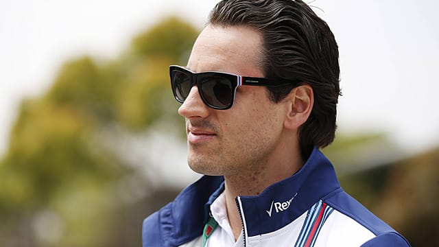 Neue Rolle am TV-Mikrofon: Adrian Sutil springt für den verletzten Marc Surer ein. Neue Rolle am TV-Mikrofon: Adrian Sutil springt für den verletzten Marc Surer ein.