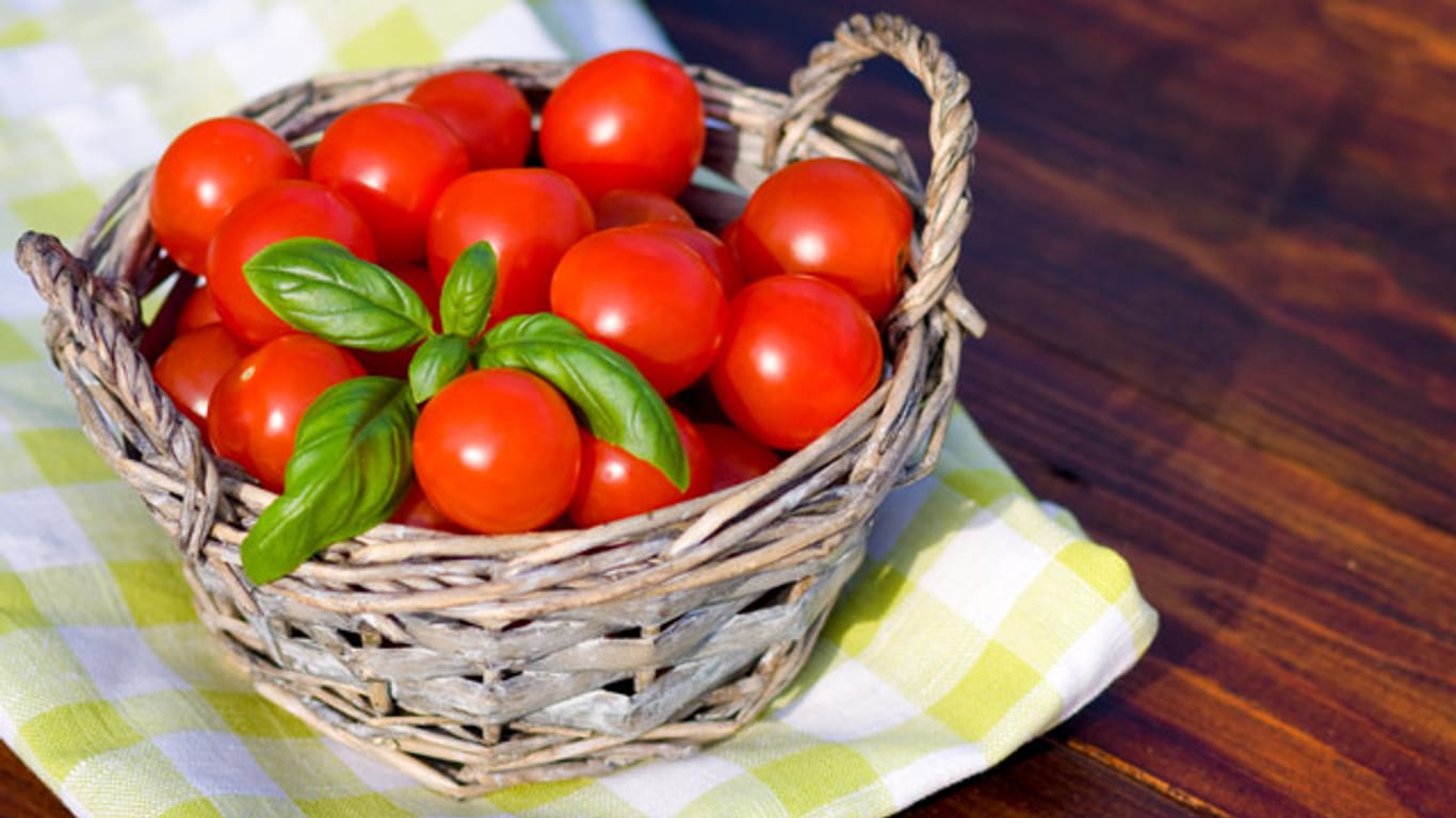 Der Stoff Lycopin wird aus erhitzen Tomaten noch besser vom Körper aufgenommen als aus frischen Früchten.