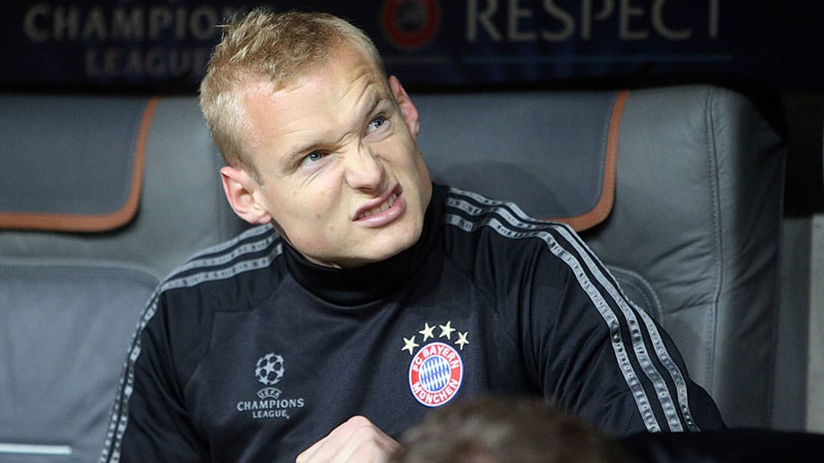 Sebastian Rode ist gegen Barcelona zum Zuschauen gezwungen.