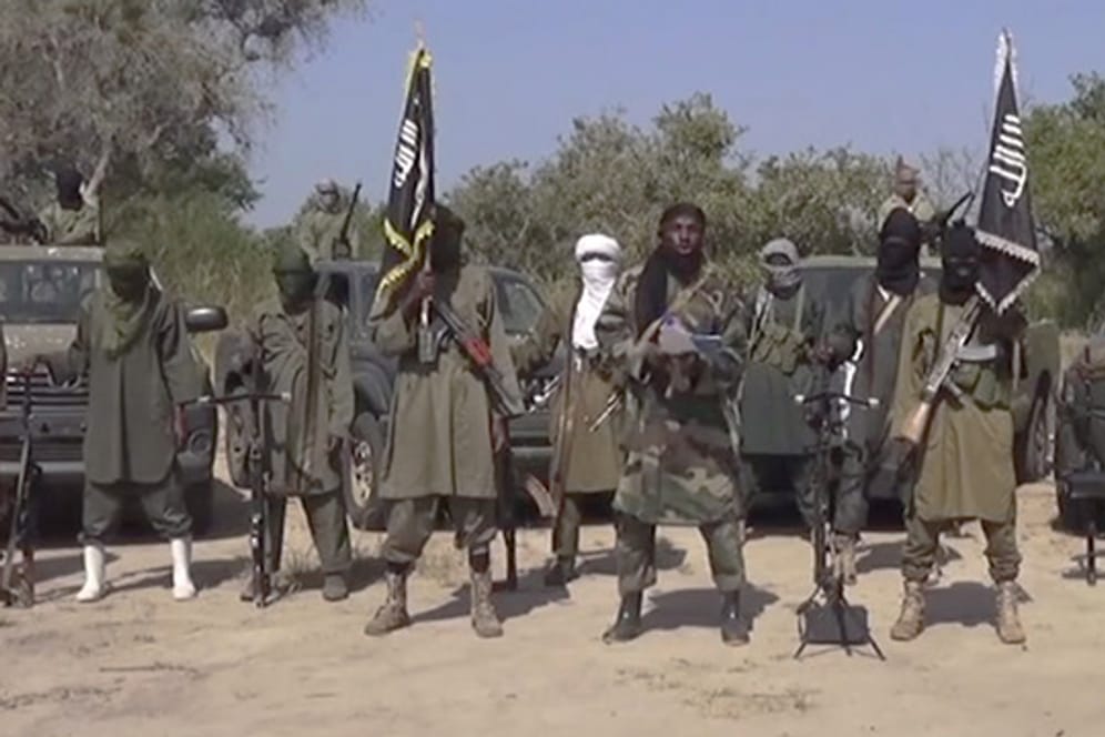 Die Terroristen der Boko Haram sind inzwischen angeblich knapp an Waffen und Benzin.