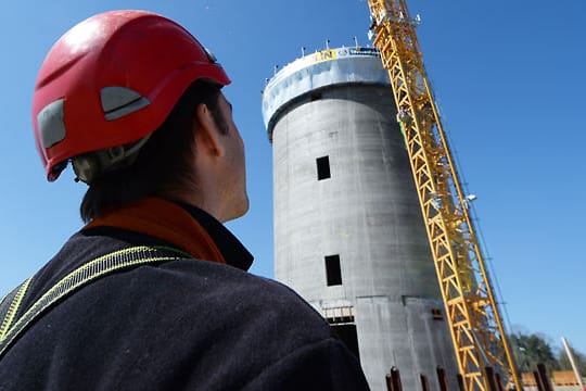 Der Aufzugtestturm von Rottweil soll bei Fertigstellung 246 Meter hoch sein.