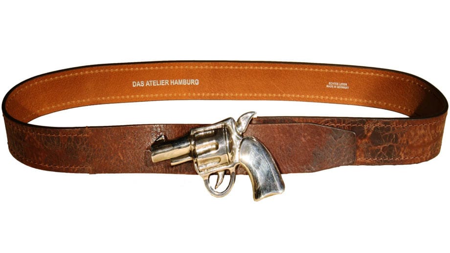 Die Massive Sterling-Silberschließe "Revolver" aus dem Hause "Das Atelier Hamburg" mit Vintage-Rindsledergürtel kostet 877 Euro (davon die Schließe 798 Euro, der Gürtel 79 Euro).