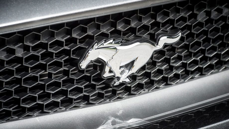 Endlich gallopiert er wieder: Ab dem Sommer 2015 sollen die ersten neu aufgelegten Mustangs in Deutschland ausgeliefert werden.