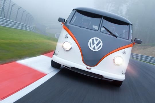 VW Bulli T1 mit 530 PS.