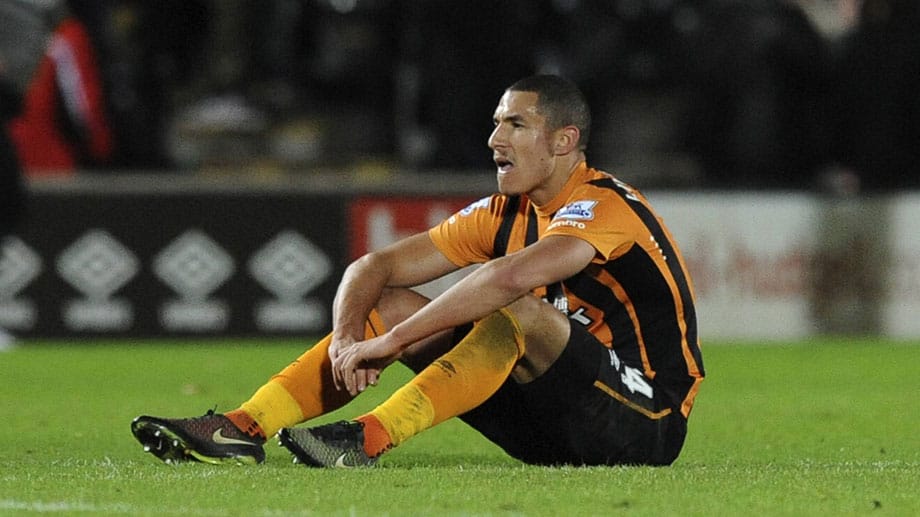 Jake Livermore muss wohl ein halbes Jahr lang zuschauen.