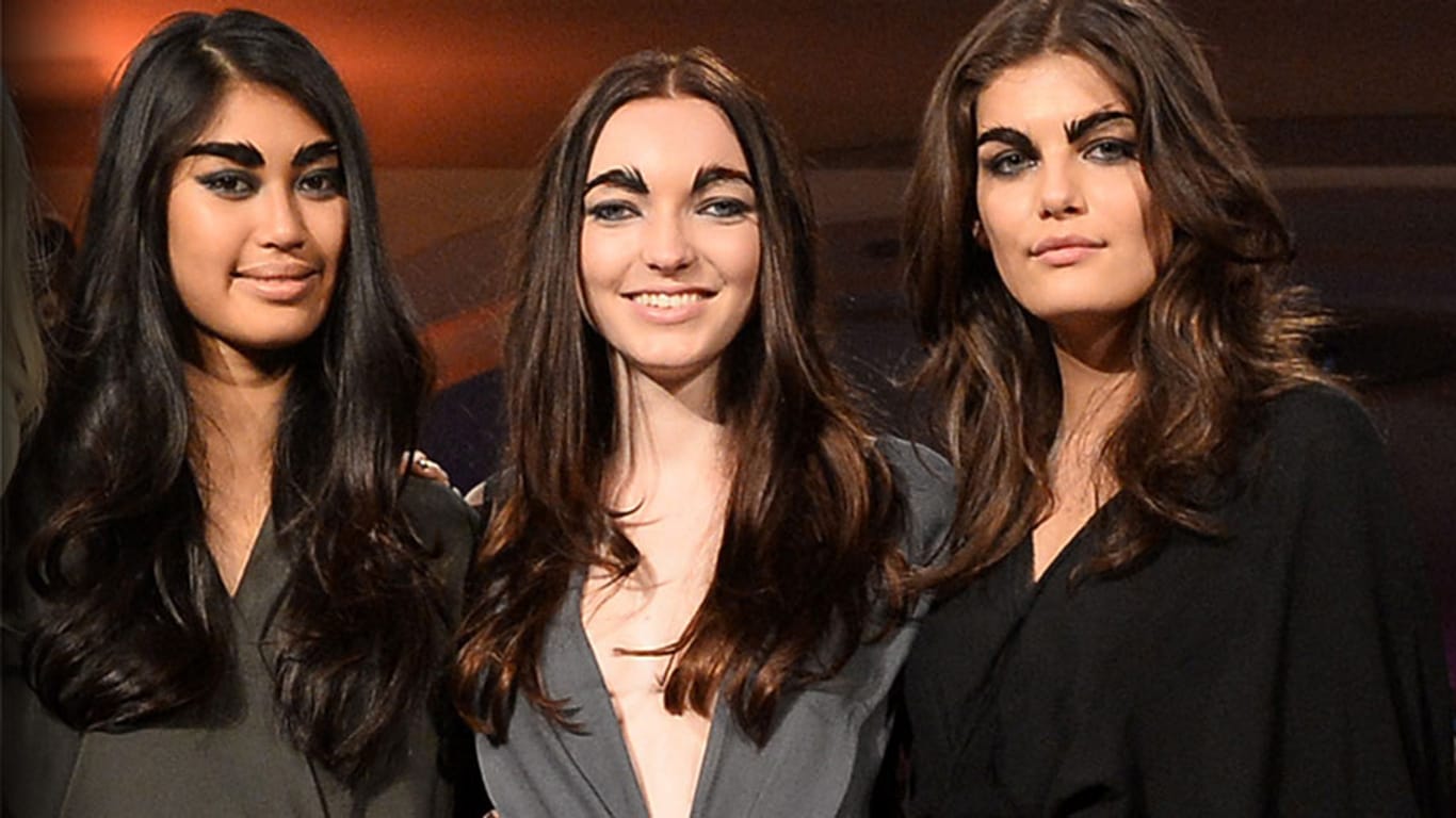 Models mit Augenbrauen: Anuthia Ploypetch, Ajsa Selimovic und Vanessa Fuchs sind die drei verbliebenen GNTM-Finalistinnen.